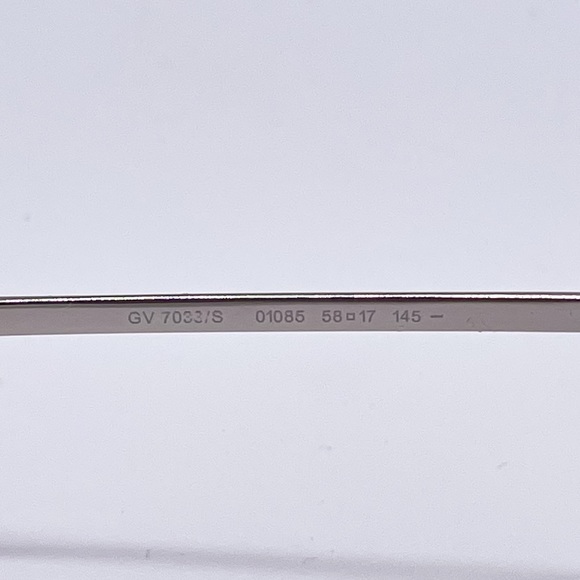 NEW GIVENCHY GV7033/S 010 UNISEX SUNGLASSES GIVENCHY GV 7033/S - Picture 9 of 11